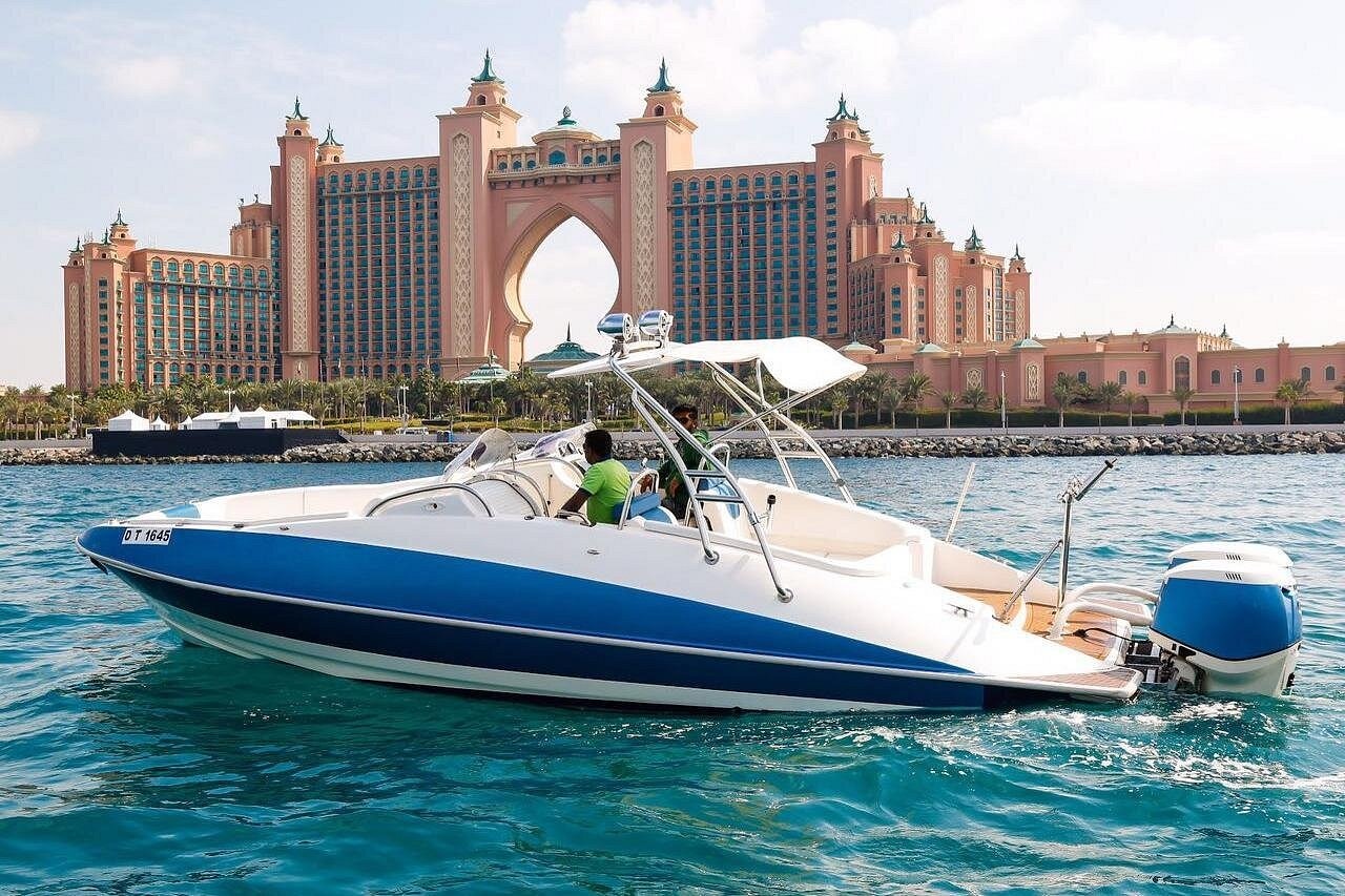 Luxury Speed Boat